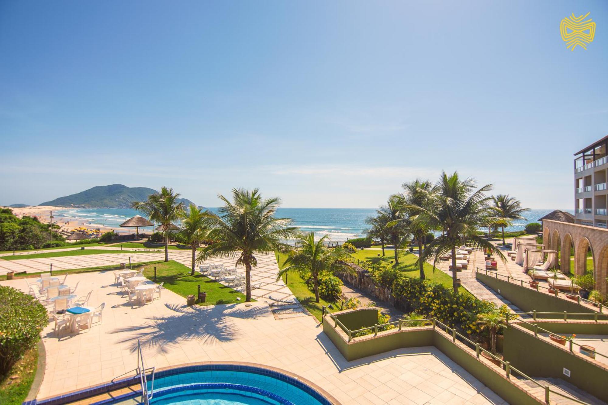 Costao Do Santinho Resort All Inclusive Флорианополис Экстерьер фото View of the beach from the hotel