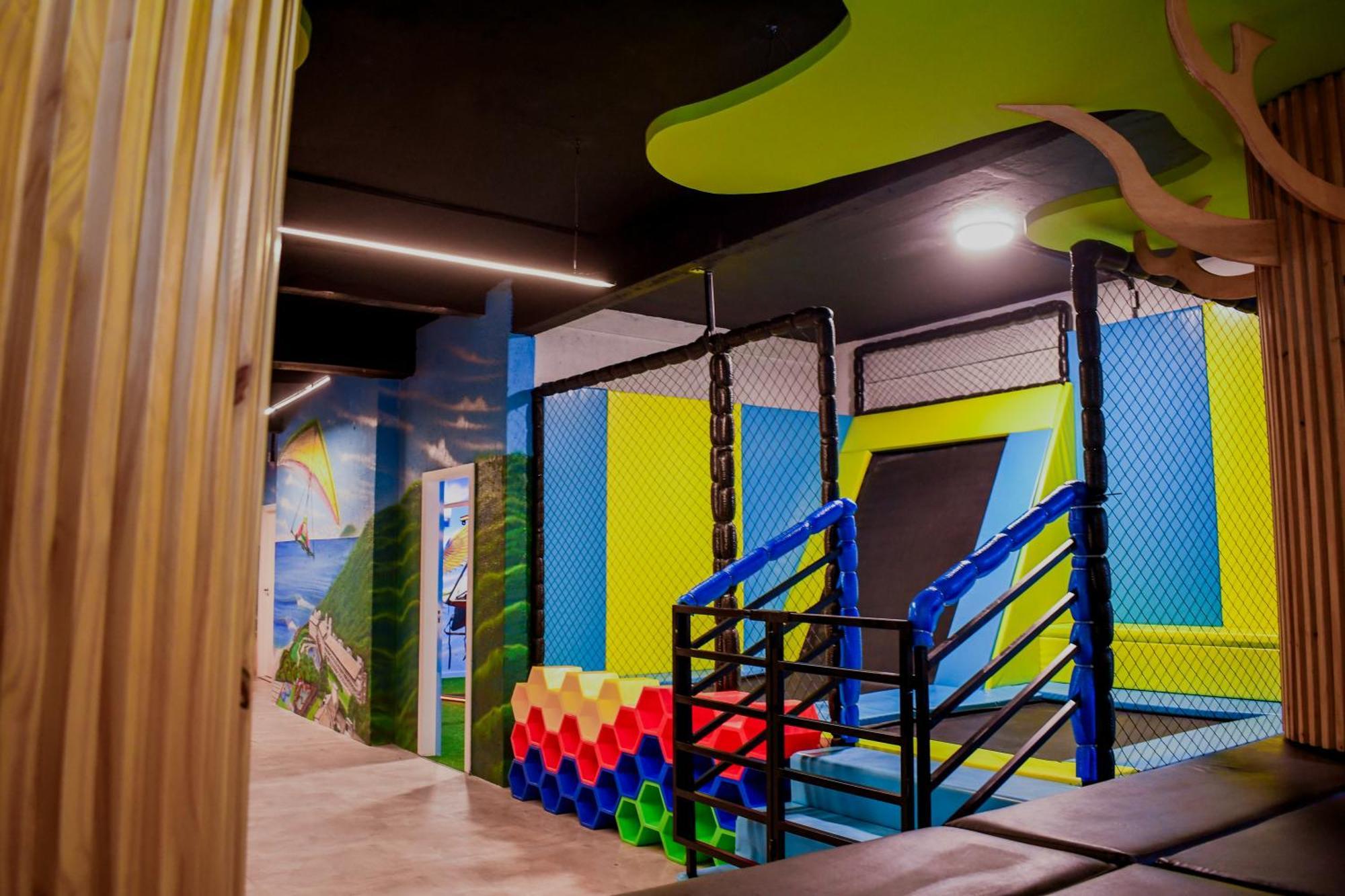 Costao Do Santinho Resort All Inclusive Флорианополис Экстерьер фото The trampoline park